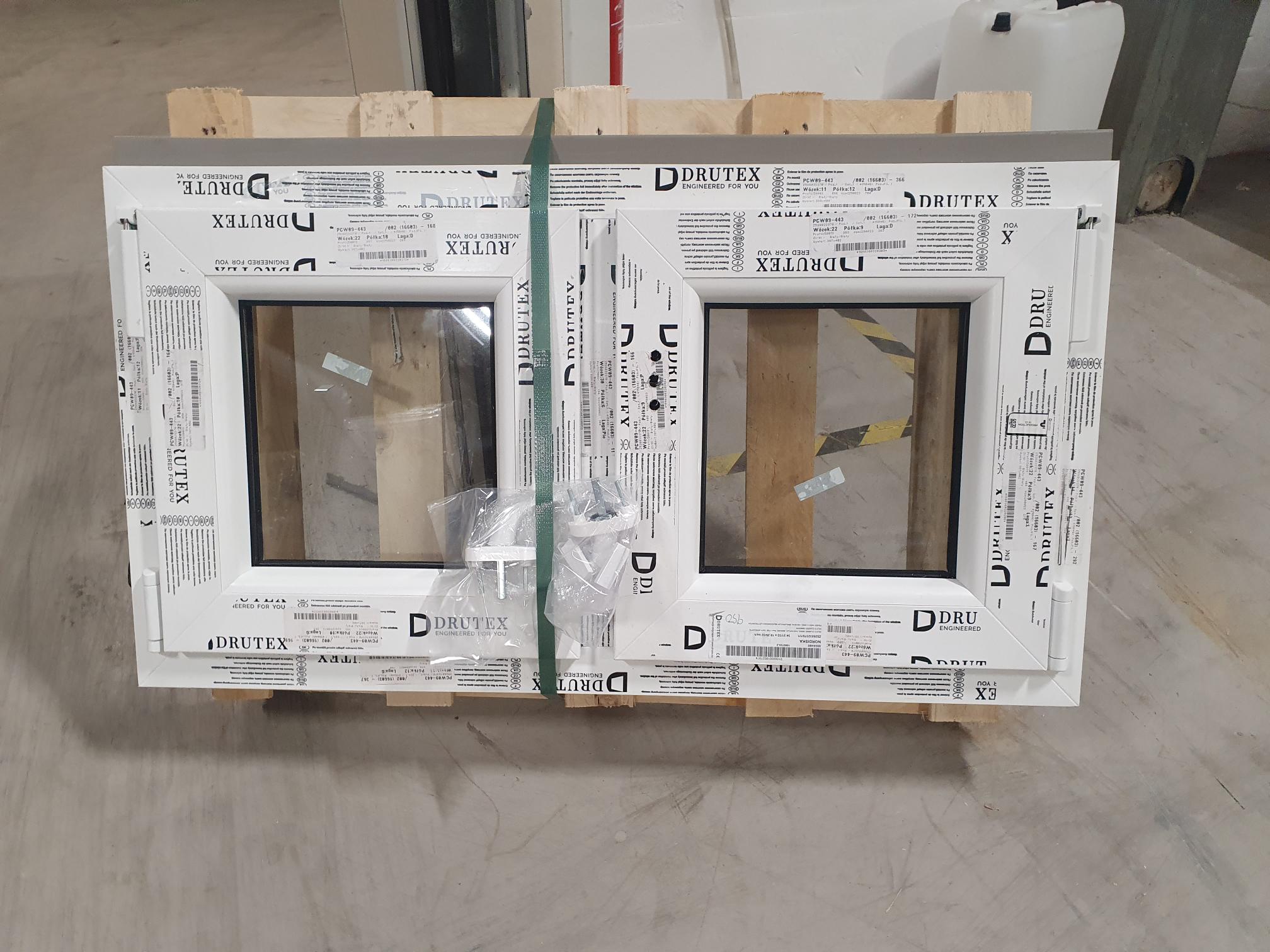 preview image for Öppningsbart 2-luft PVC fönster 2-glas Drutex vit - O1274