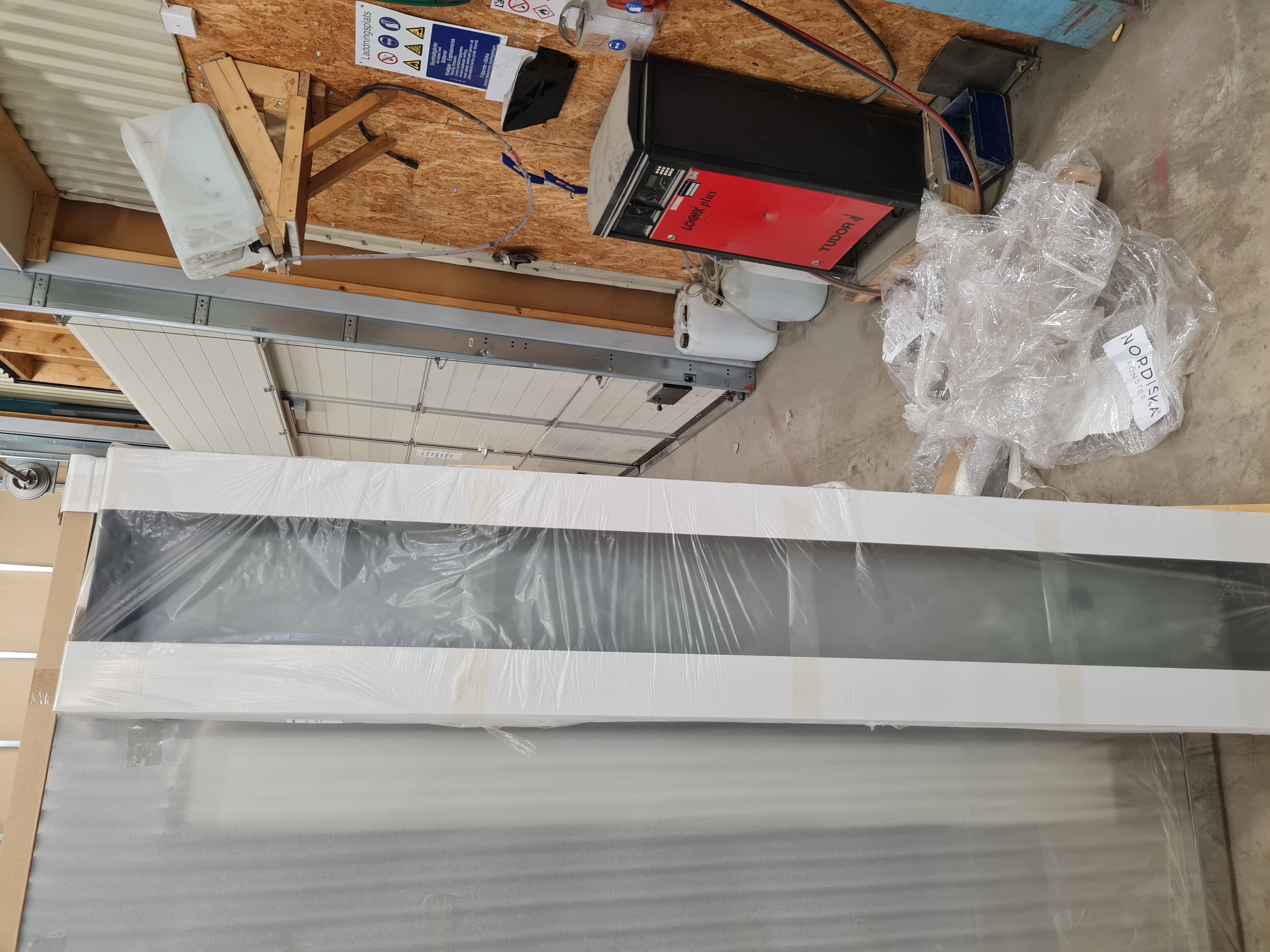 preview image for Sidoljus helglasad S1 Passiv svart - O1053