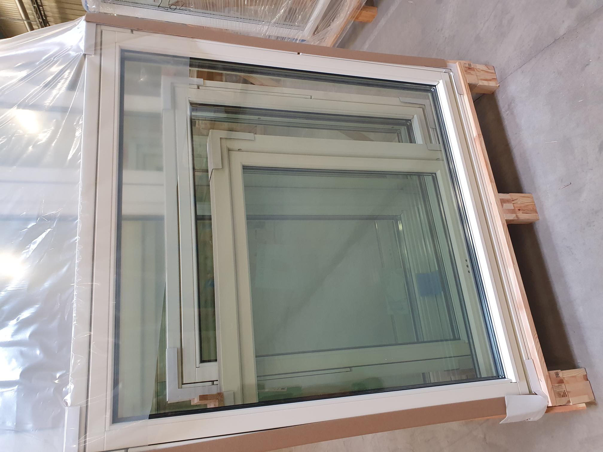 preview image for Norrland Vridfönster trä 3-glas vit  - O1077