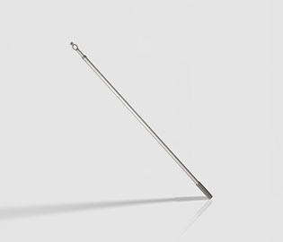 preview image for Teleskopsstav ZST från Fakro för manövrering av takfönster, persienner och rullgardiner där de är placerade utom räckhåll för användaren.