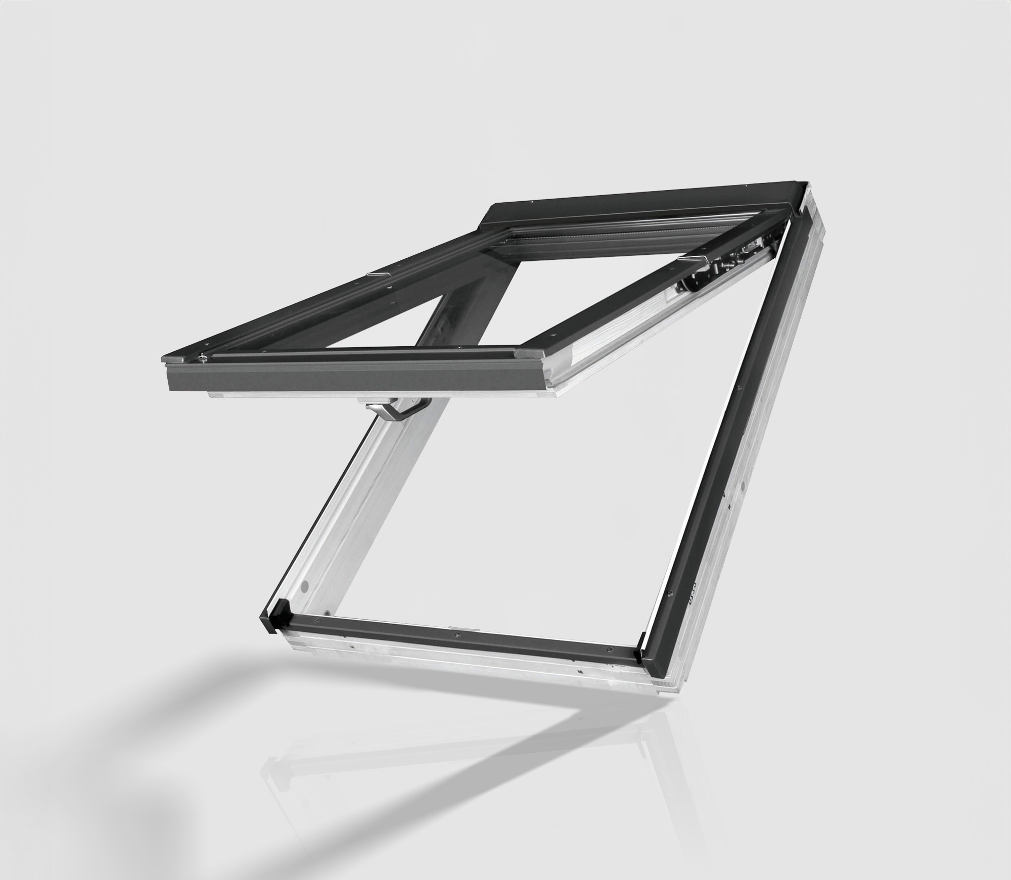 Topp & Pivåhängt takfönster från Fakro hos Nordiska Fönster.