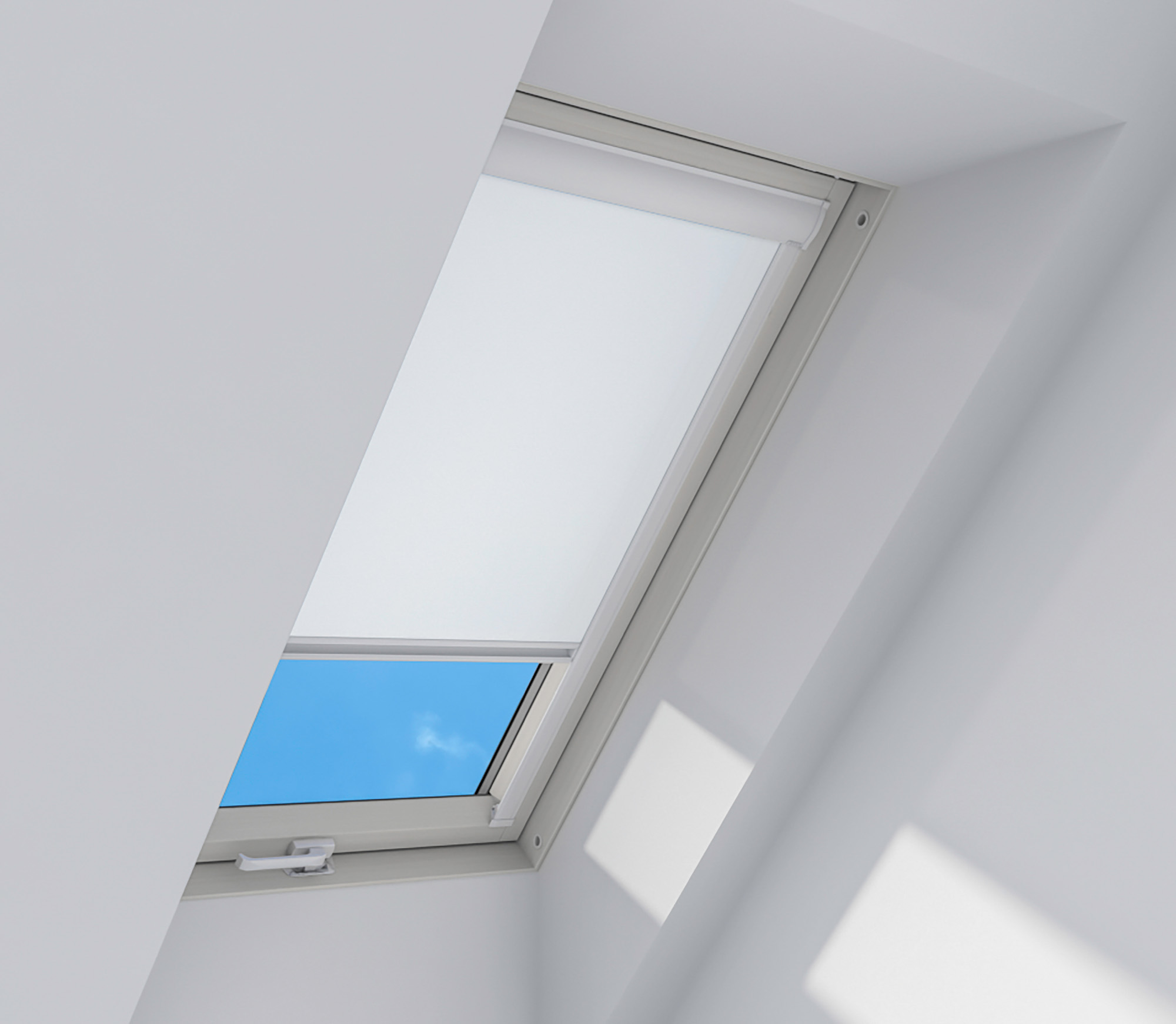 Solskydd från Fakro hos Nordiska Fönster.